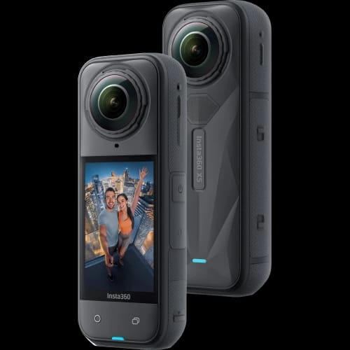 كاميرا Insta360 X5 بدقة 8K بزاوية 360 درجة