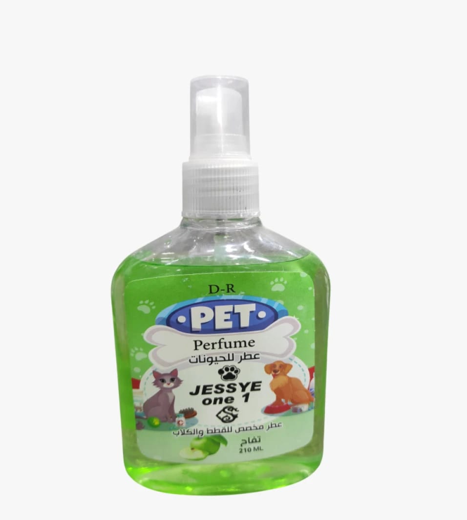 عطر جيسي وان للحيوانات الأليفة من دي آر، مصمم برائحة التفاح ليناسب الكلاب والقطط.