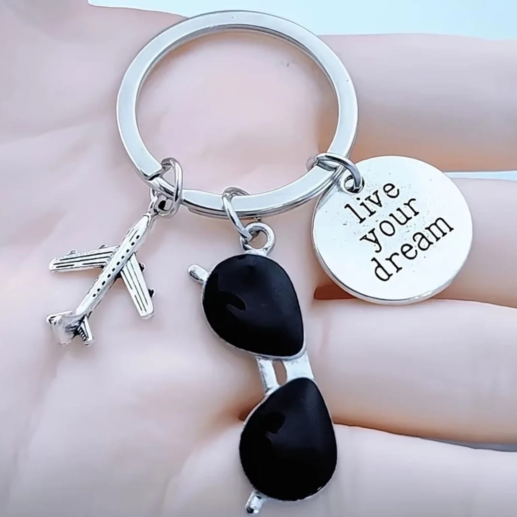 Me2031 – سلسلة مفاتيح جلدية وفولاذية (عش حلمك)