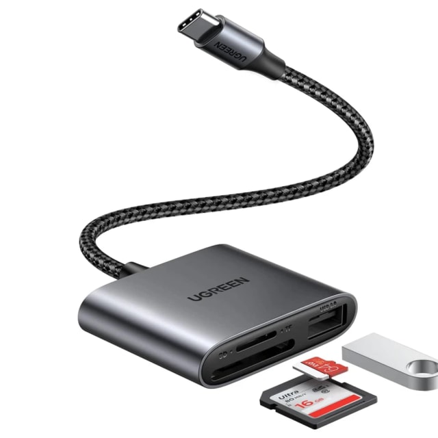 قارئ بطاقات SD USB C 3 في 1 من UGREEN مع USB 2.0